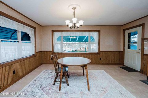 Tiny photo for 712 W Tiffin Street, Fostoria, OH 44830 (MLS # 10002371)