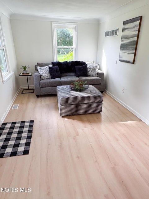Tiny photo for 5249 Clover Lane, Toledo, OH 43623 (MLS # 10013939)