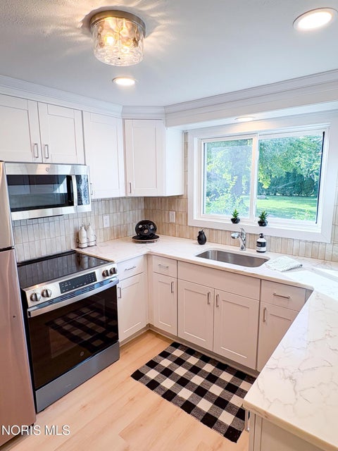 Tiny photo for 5249 Clover Lane, Toledo, OH 43623 (MLS # 10013939)
