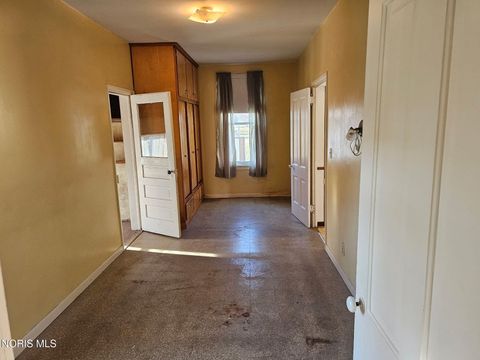 Tiny photo for 216 W Edgerton Street, Hicksville, OH 43526 (MLS # 10005202)