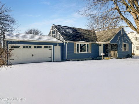 Tiny photo for 830 N Walnut Street, Paulding, OH 45879 (MLS # 10003590)