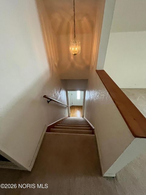 Tiny photo for 6015 Livingston Drive, Toledo, OH 43613 (MLS # 10003749)