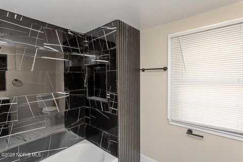 Tiny photo for 5768 Steffens Avenue, Toledo, OH 43623 (MLS # 10003147)