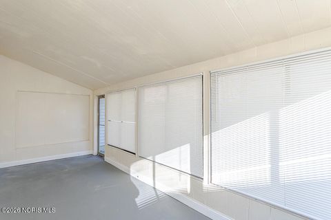 Tiny photo for 5768 Steffens Avenue, Toledo, OH 43623 (MLS # 10003147)