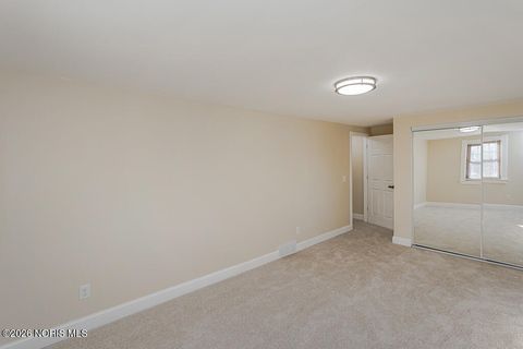 Tiny photo for 5768 Steffens Avenue, Toledo, OH 43623 (MLS # 10003147)