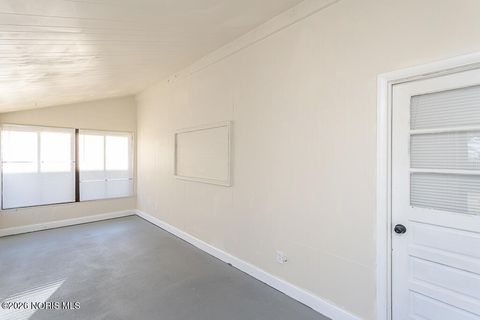 Tiny photo for 5768 Steffens Avenue, Toledo, OH 43623 (MLS # 10003147)