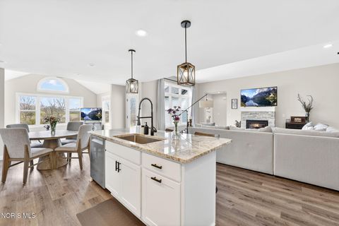 Tiny photo for 3464 Moonlit Pass Pass, Monclova, OH 43542 (MLS # 10006208)