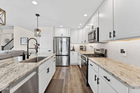 Tiny photo for 3464 Moonlit Pass Pass, Monclova, OH 43542 (MLS # 10006208)