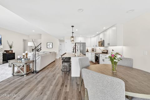 Tiny photo for 3464 Moonlit Pass Pass, Monclova, OH 43542 (MLS # 10006208)