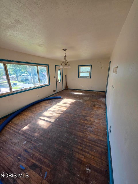 Tiny photo for 546 Shasta Drive, Toledo, OH 43609 (MLS # 10009437)