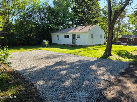 Tiny photo for 546 Shasta Drive, Toledo, OH 43609 (MLS # 10009437)