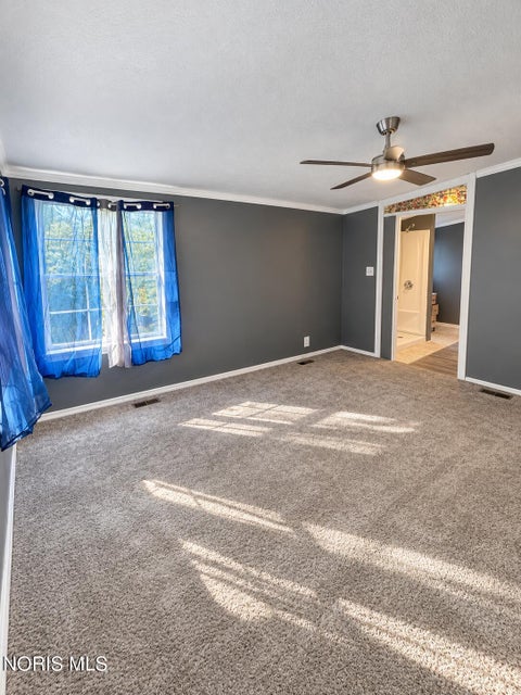 Tiny photo for 6139 Dorr Street, Toledo, OH 43615 (MLS # 10014377)