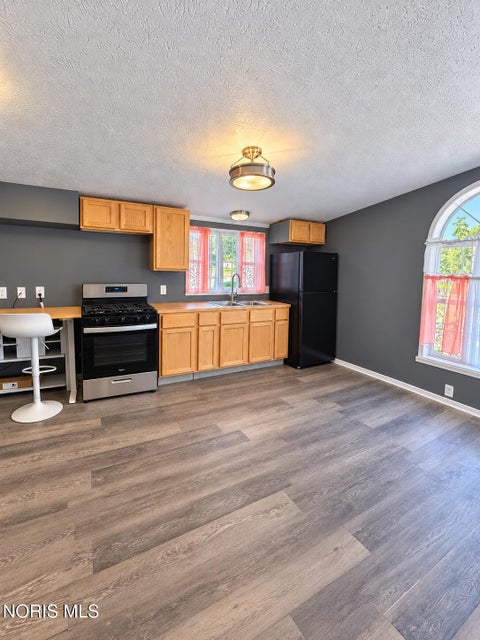 Tiny photo for 6139 Dorr Street, Toledo, OH 43615 (MLS # 10014377)