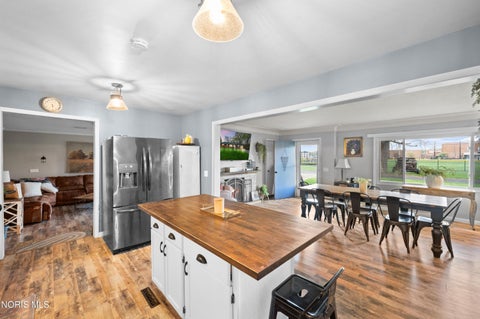 Tiny photo for 2741 Lyceum Place, Toledo, OH 43613 (MLS # 10008934)