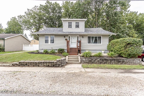 Photo for 131 Sanderson Avenue