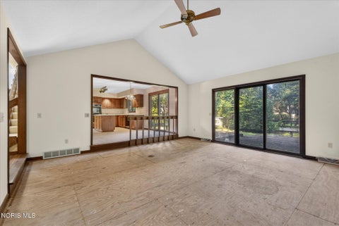Tiny photo for 7238 Candlewood Lane, Sylvania, OH 43560 (MLS # 10012567)