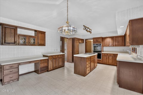 Tiny photo for 7238 Candlewood Lane, Sylvania, OH 43560 (MLS # 10012567)