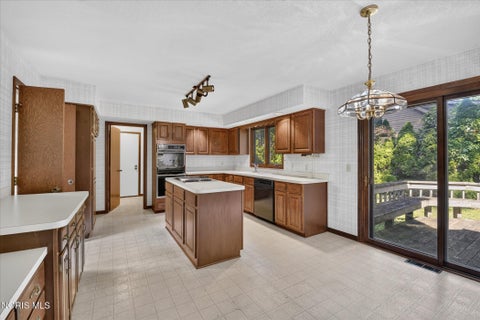 Tiny photo for 7238 Candlewood Lane, Sylvania, OH 43560 (MLS # 10012567)