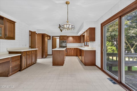 Tiny photo for 7238 Candlewood Lane, Sylvania, OH 43560 (MLS # 10012567)