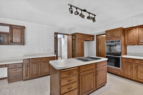 Tiny photo for 7238 Candlewood Lane, Sylvania, OH 43560 (MLS # 10012567)