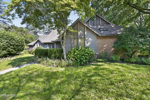 Tiny photo for 7238 Candlewood Lane, Sylvania, OH 43560 (MLS # 10012567)