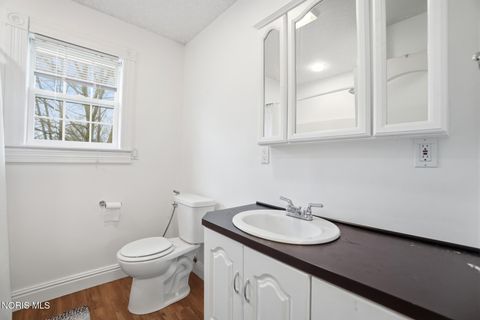 Tiny photo for 300 W Sawmill Road, Findlay, OH 45840 (MLS # 10005860)