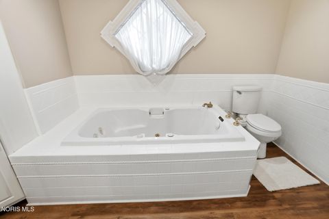 Tiny photo for 300 W Sawmill Road, Findlay, OH 45840 (MLS # 10005860)