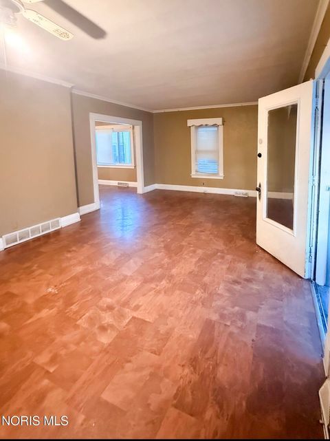 Tiny photo for 543 Austin Street, Toledo, OH 43608 (MLS # 10004867)