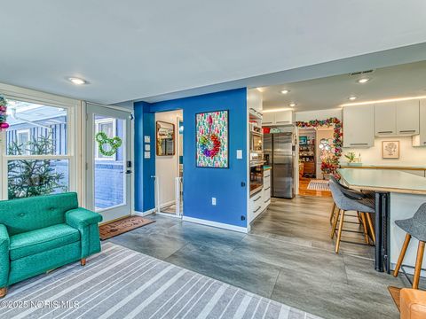 Tiny photo for 4910 W Sylvania Avenue, Toledo, OH 43623 (MLS # 10002664)