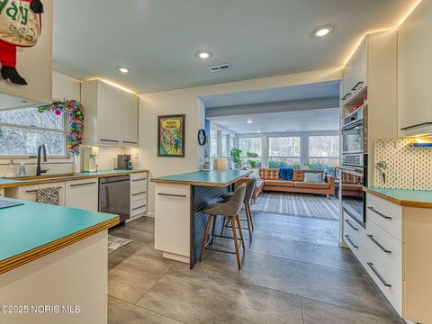 Tiny photo for 4910 W Sylvania Avenue, Toledo, OH 43623 (MLS # 10002664)