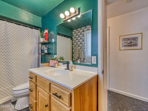 Tiny photo for 4910 W Sylvania Avenue, Toledo, OH 43623 (MLS # 10002664)