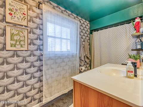 Tiny photo for 4910 W Sylvania Avenue, Toledo, OH 43623 (MLS # 10002664)