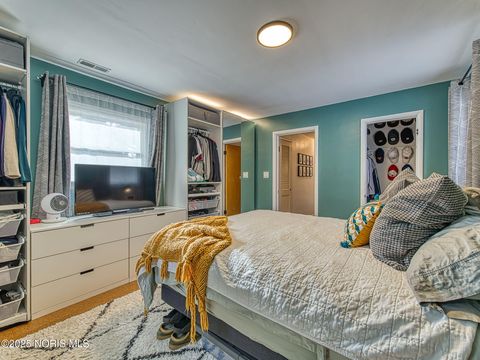 Tiny photo for 4910 W Sylvania Avenue, Toledo, OH 43623 (MLS # 10002664)