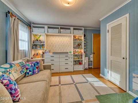 Tiny photo for 4910 W Sylvania Avenue, Toledo, OH 43623 (MLS # 10002664)