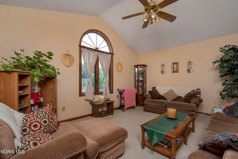 Tiny photo for 5859 Reinwood Drive, Toledo, OH 43613 (MLS # 10009379)