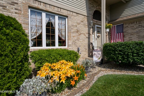 Tiny photo for 5859 Reinwood Drive, Toledo, OH 43613 (MLS # 10009379)