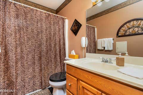 Tiny photo for 5859 Reinwood Drive, Toledo, OH 43613 (MLS # 10009379)