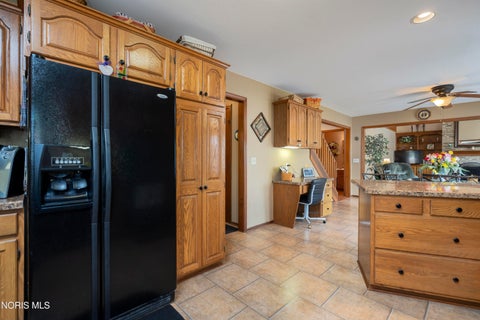 Tiny photo for 5859 Reinwood Drive, Toledo, OH 43613 (MLS # 10009379)