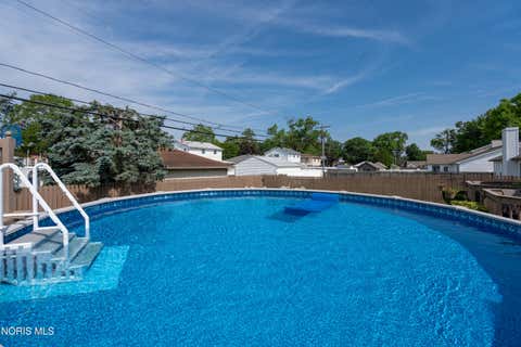 Tiny photo for 5859 Reinwood Drive, Toledo, OH 43613 (MLS # 10009379)