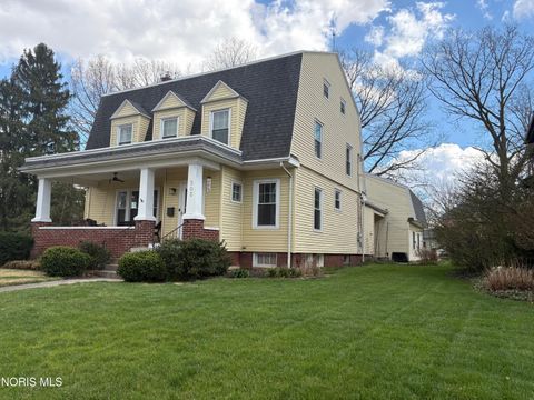 Tiny photo for 303 Campus Drive, Bluffton, OH 45817 (MLS # 10006163)