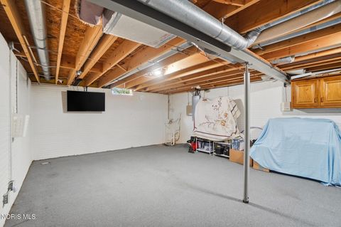 Tiny photo for 6911 Milrose Lane, Toledo, OH 43617 (MLS # 10007366)
