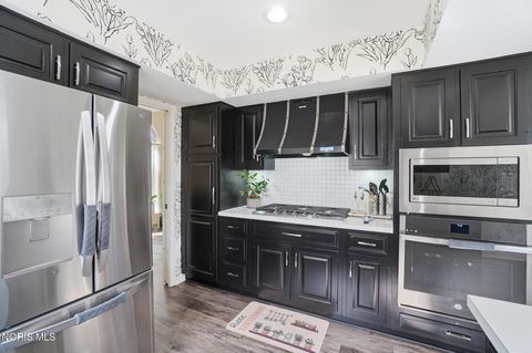 Tiny photo for 6911 Milrose Lane, Toledo, OH 43617 (MLS # 10007366)