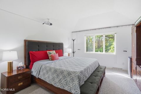 Tiny photo for 6911 Milrose Lane, Toledo, OH 43617 (MLS # 10007366)