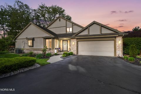 Photo of 6911 Milrose Lane, Toledo, OH 43617 (MLS # 10007366)