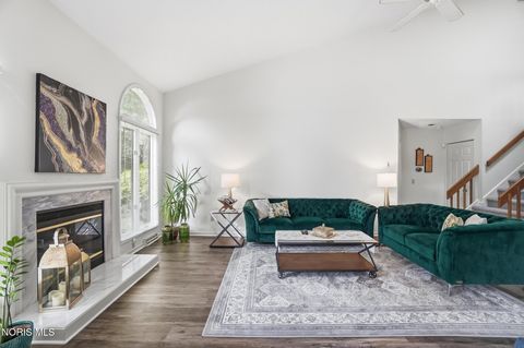 Tiny photo for 6911 Milrose Lane, Toledo, OH 43617 (MLS # 10007366)