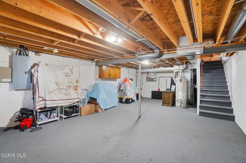 Tiny photo for 6911 Milrose Lane, Toledo, OH 43617 (MLS # 10007366)