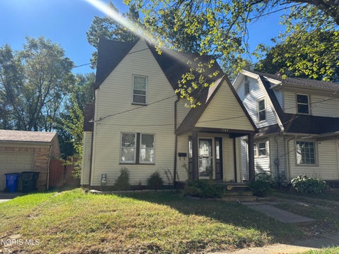 Photo of 1949 Talbot Street, Toledo, OH 43613 (MLS # 10014730)