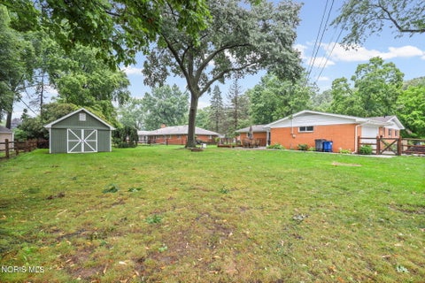 Tiny photo for 2216 Heatherwood Drive, Toledo, OH 43614 (MLS # 10013104)