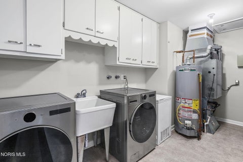 Tiny photo for 2216 Heatherwood Drive, Toledo, OH 43614 (MLS # 10013104)
