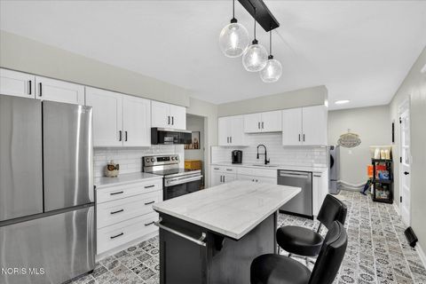 Tiny photo for 4740 N Mccord Road, Sylvania, OH 43560 (MLS # 10004330)